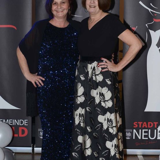 Bild enthält, Fashion, Adult, Female, Person, Woman, Lady, Face, Clothing, Dress, Premiere