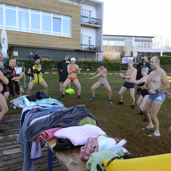 Bild enthält, People, Person, Adult, Male, Man, Clothing, Shorts