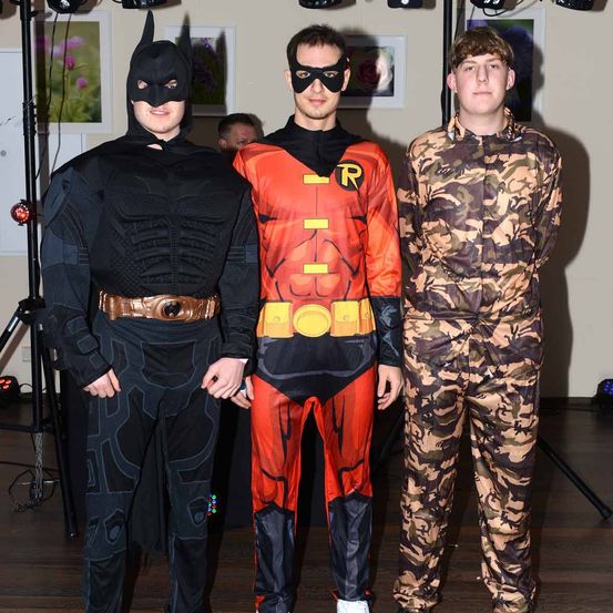 Bild enthält, Adult, Male, Man, Person, Face, Head