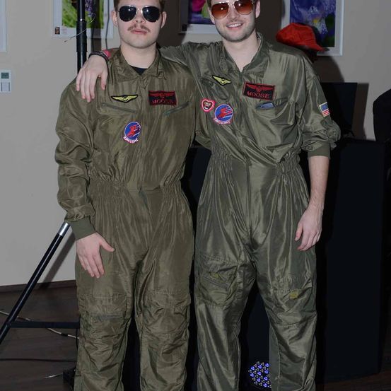 Bild enthält, Accessories, Sunglasses, Adult, Male, Man, Person, Military, Military Uniform, Soldier, Face