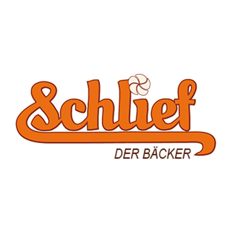 Das Logo für Schlief, eine Bäckerei, mit einem orangefarbenen und weißen Farbschema. Der Name 'Schlief' ist prominent mit einer dekorativen Blume oben angezeigt. Darunter steht in Orange 'DER BÄCKER'.