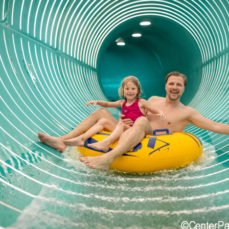 Bild enthält, Water, Child, Female, Girl, Person, Adult, Woman, Face, Head, Tubing