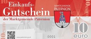 Bild enthält, Advertisement, Text, QR Code, Person, Poster