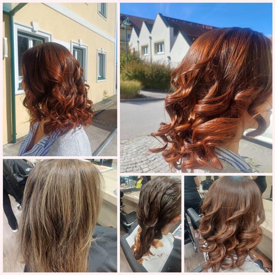 Eine Collage von Bildern, die eine Frau mit roten lockigen Haaren vor und nach einem Salonbesuch zeigt. Das erste Bild zeigt sie vor einem Gebäude.