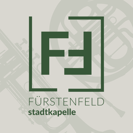 Das Logo der Fürstenfeld Stadtkapelle zeigt ein stilisiertes F3 in Grün mit Hintergrund von Musikinstrumenten.