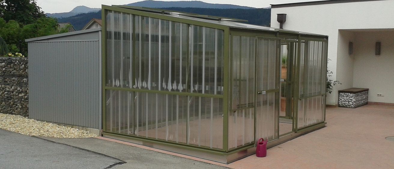 Bild enthält, Architecture, Building, Door, Folding Door, Den, Indoors