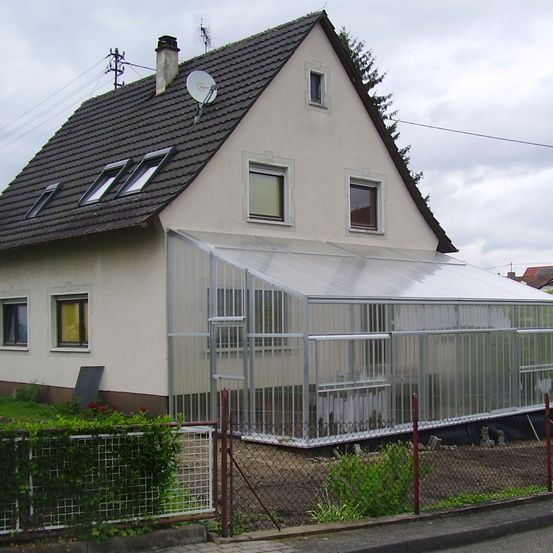 Bild enthält, Garden, Nature, Outdoors, Architecture, Building, Cottage, House, Housing, Gardening