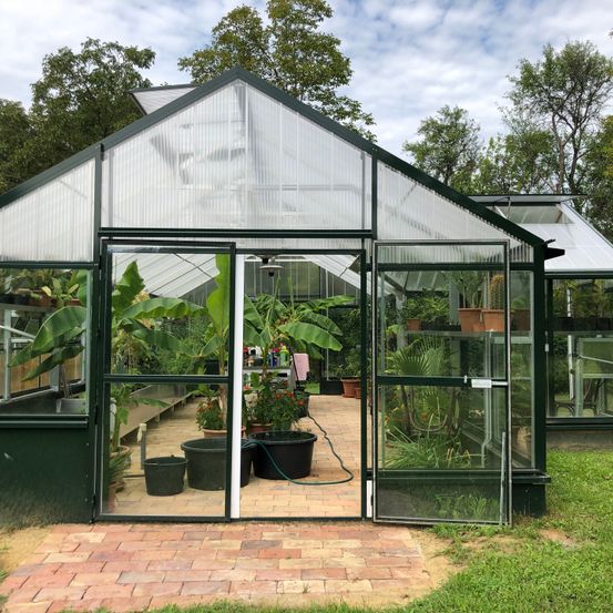 Bild enthält, Garden, Nature, Outdoors, Gardening, Greenhouse, Indoors, Interior Design