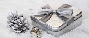 Bild enthält, Accessories, Jewelry, Locket, Pendant