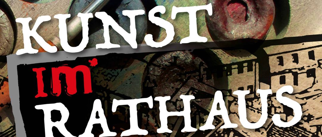 Plakat für eine Kunstausstellung im Rathaus. Aufgeführte Künstler sind Christine Gotschim, Roswitha Kober, Michaela Litzka, Erich Pley und Silber Sheu. Eröffnung am 7. Mai 2026 um 19 Uhr im Rathaus am Hauptplatz 6, 2130 Mistelbach. Läuft bis zum 28. Juni 2026.