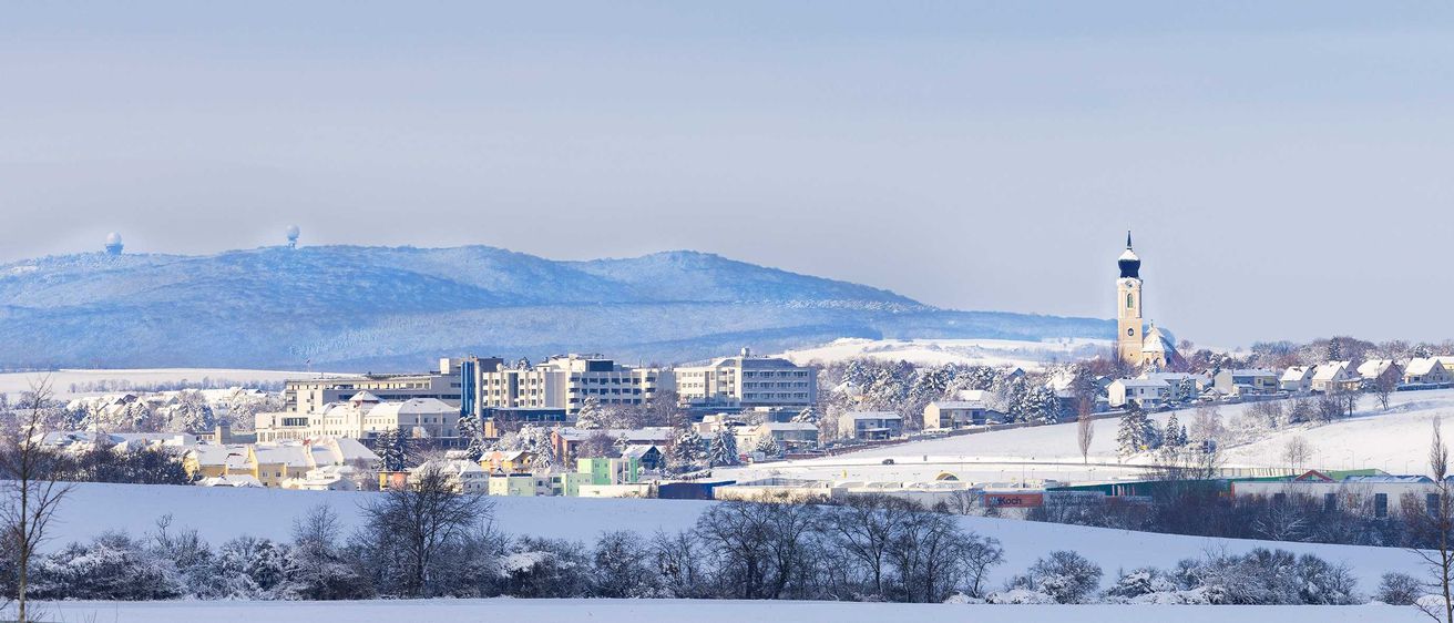 Bild enthält, Nature, Outdoors, Scenery, Landscape, City, Cityscape, Urban, Panoramic, Ice, Weather