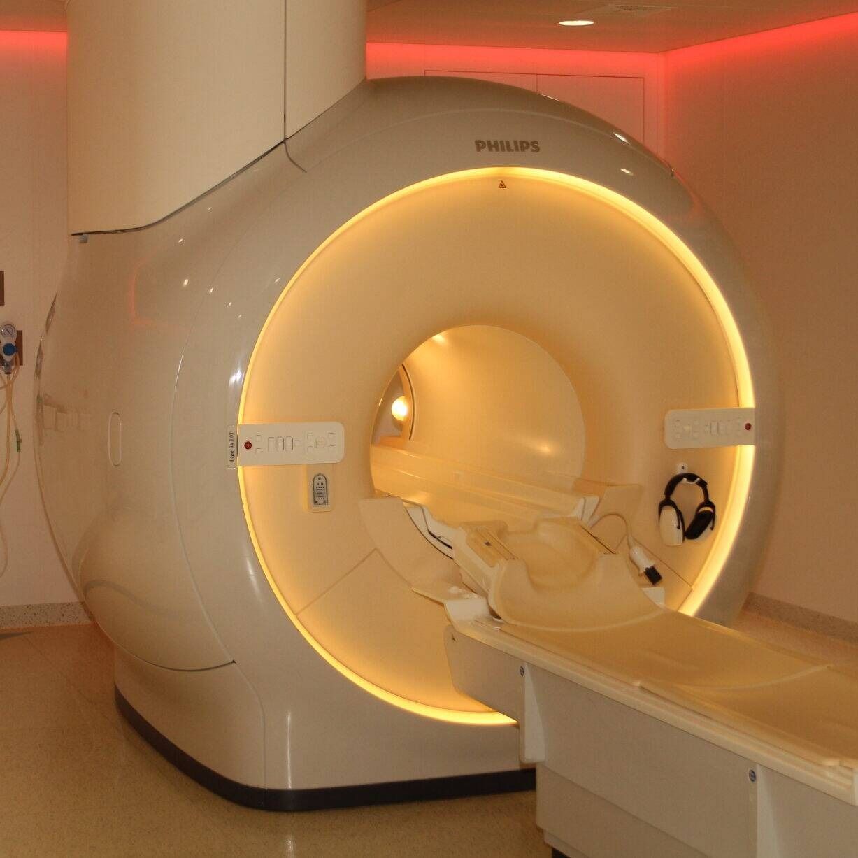 Bild enthält, Ct Scan, Hot Tub, Tub