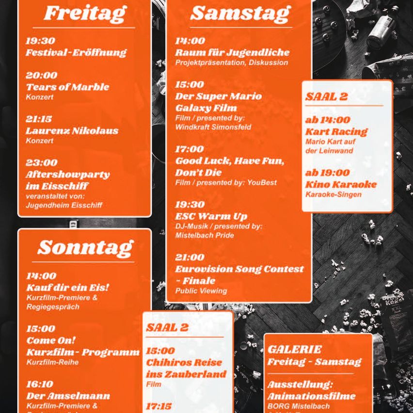 Der Zeitplan umfasst Filmvorführungen, musikalische Darbietungen und Diskussionen. Die Veranstaltungen beginnen am Freitag um 19:30 Uhr mit Kurzfilmpremieren und Vorträgen. Der Samstag bietet eine Mischung aus Filmen und Musik und endet mit dem Finale des Eurovision Song Contests. Am Sonntag beginnen die Veranstaltungen mit Kurzfilmvorführungen und enden mit einer Film- und Ausstellungspräsentation.