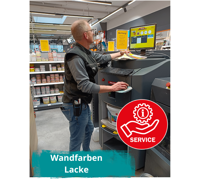 Ein Mann steht vor einem Servicetresen mit Drucker und Computer. Er hält ein Stück Papier und zeigt auf den Bildschirm. Dahinter befinden sich Regale mit verschiedenen Produkten. Ein rotes Service-Symbol befindet sich auf der rechten Seite. Der Text lautet 'Wandfarben, Lacke'.