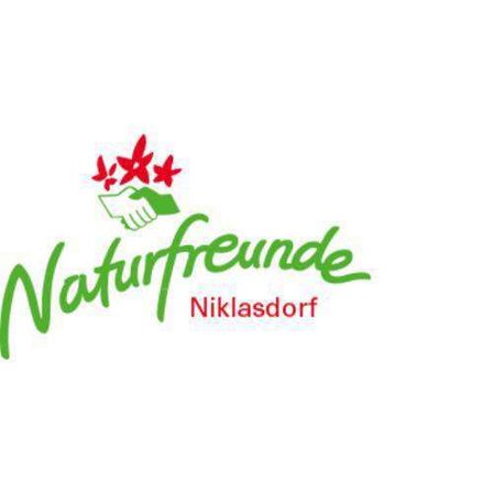 Das Logo für Naturfreunde Niklasdorf, mit einem Händedruck und drei roten Blumen.