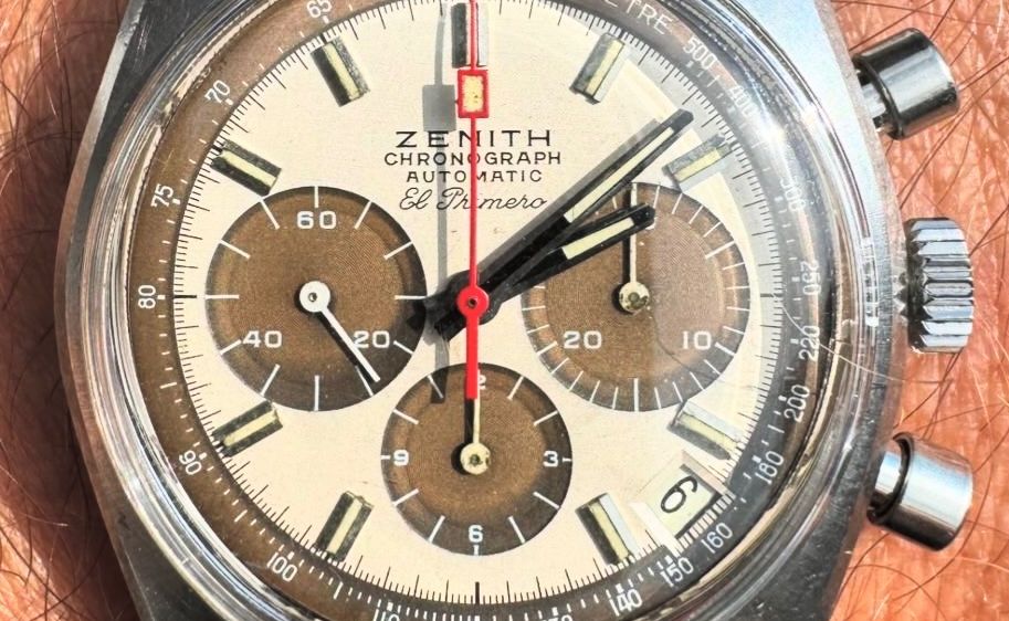 Bild enthält, Wristwatch, Arm, Body Part, Person