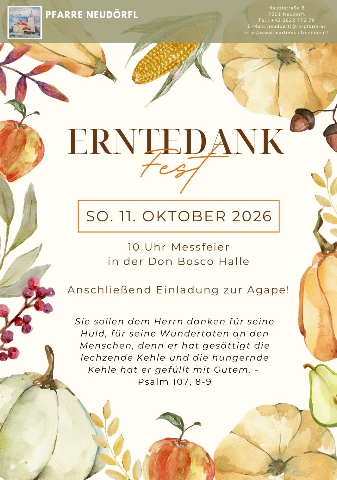 Ein Bild einer Einladung zum Erntedankfest mit verschiedenen Herbstfrüchten und -gemüse wie Kürbissen, Äpfeln und Mais, die um den Text 'Erntedank Fest' herum angeordnet sind. Das Datum und der Ort sind ebenfalls angegeben.