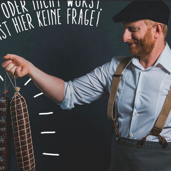 Bild enthält, Accessories, Formal Wear, Tie, Adult, Male, Man, Person, Suspenders, Shirt, Photography