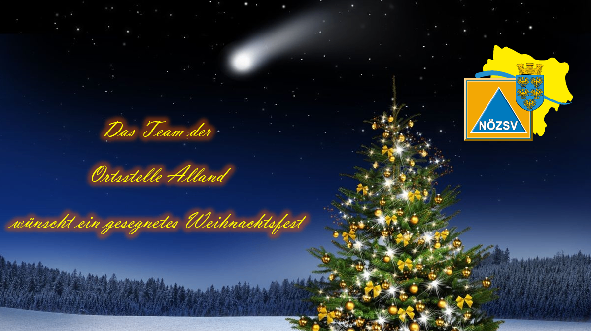 Ein Weihnachtsbaum ist mit Lichtern und Ornamenten vor einer verschneiten Landschaft dekoriert, mit einem Kometen am Himmel. Der Text lautet: 'Das Team des besten Alland-Weihnachtsfestes.'