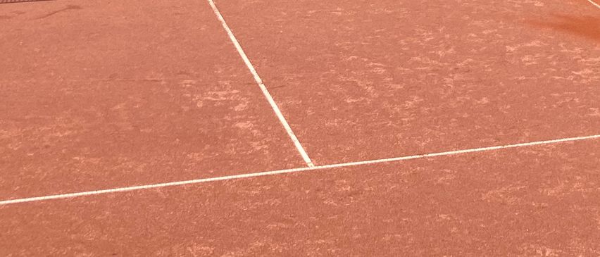 Bild enthält, Person, Sport, Tennis, Car, Transportation, Vehicle