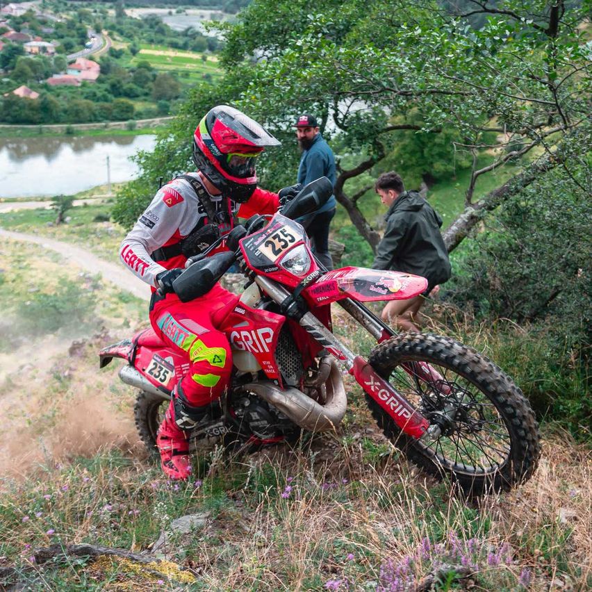 eyJidWNrZXQiOiJhcHBsaWNhdGlvbi1wcm9kLXBhZ2VzLWJ1Y2tldCIsImtleSI6IjM3YzBlYTMxMDBlMWQwZjU0MWJhMzkxNi9wb3N0cy8xNjk3MDE4NzExNTA2XzM0LmpwZWciLCJlZGl0cyI6e319