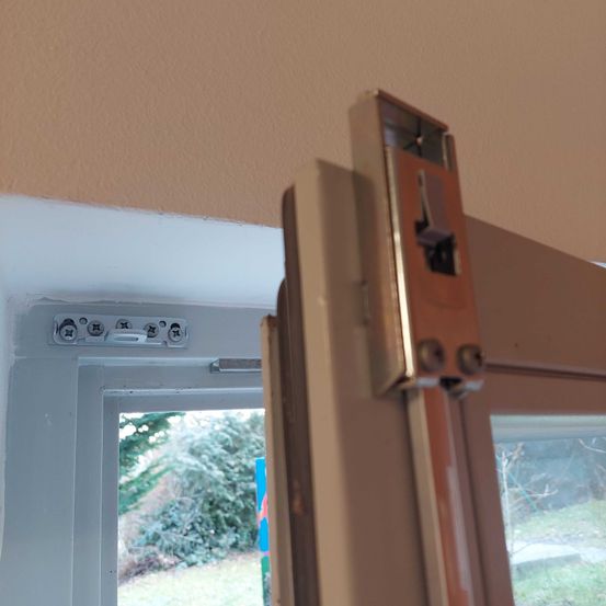 Bild enthält, Door, Sliding Door