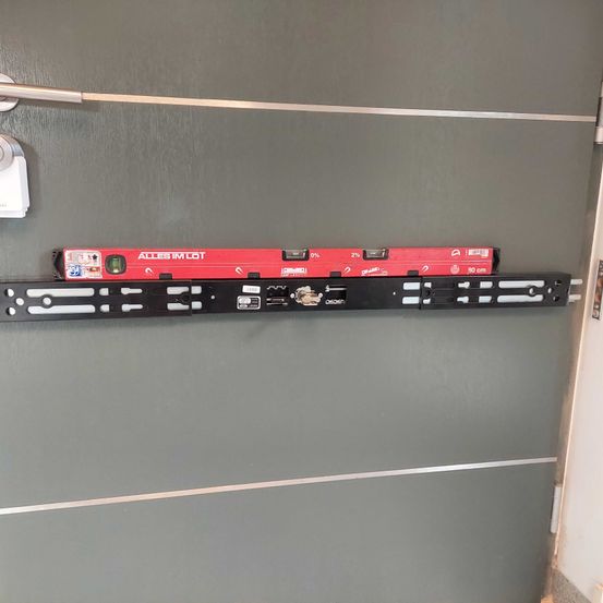 Bild enthält, Device, Electrical Device