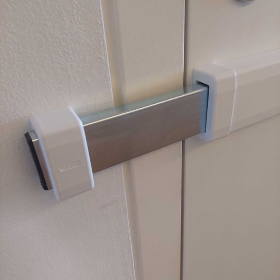 Bild enthält, Handle