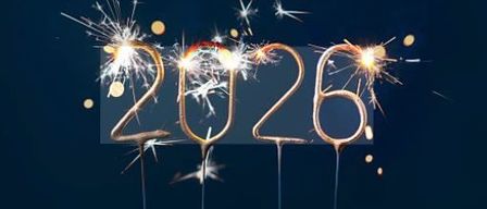 Das Jahr 2026 ist in Gold dargestellt, umgeben von Feuerwerkskörpern auf einem dunkelblauen Hintergrund.