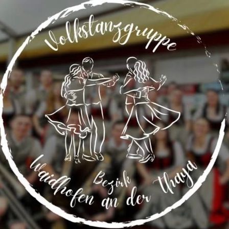 Logo mit einer Volkstanzgruppe, die Tänzer in traditioneller Kleidung zeigt. Es enthält die Phrase 'Waidhofen an der Thaya' und das Wort 'Volkstanzgruppe'.