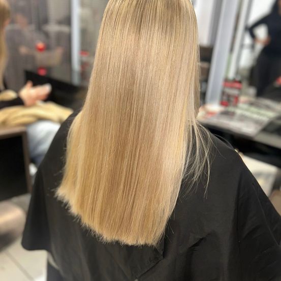 Bild enthält, Blonde, Hair, Person, Adult, Female, Woman, Head