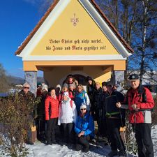 Wandern im Wechsel der Jahreszeiten-Logo