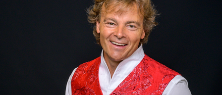 Bild enthält, Face, Happy, Head, Person, Smile, Photography, Portrait, Adult, Female, Woman