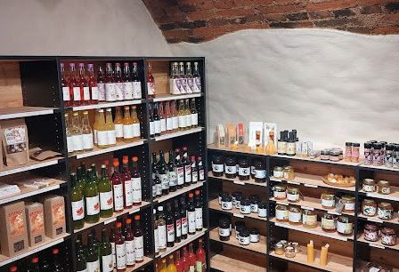 Bild enthält, Alcohol, Beverage, Liquor, Wine, Wine Cellar