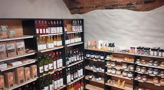 Bild enthält, Alcohol, Beverage, Liquor, Wine, Wine Cellar