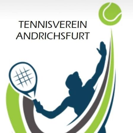 Bild enthält, Racket, Ball, Sport, Tennis, Tennis Ball, Person, Furniture