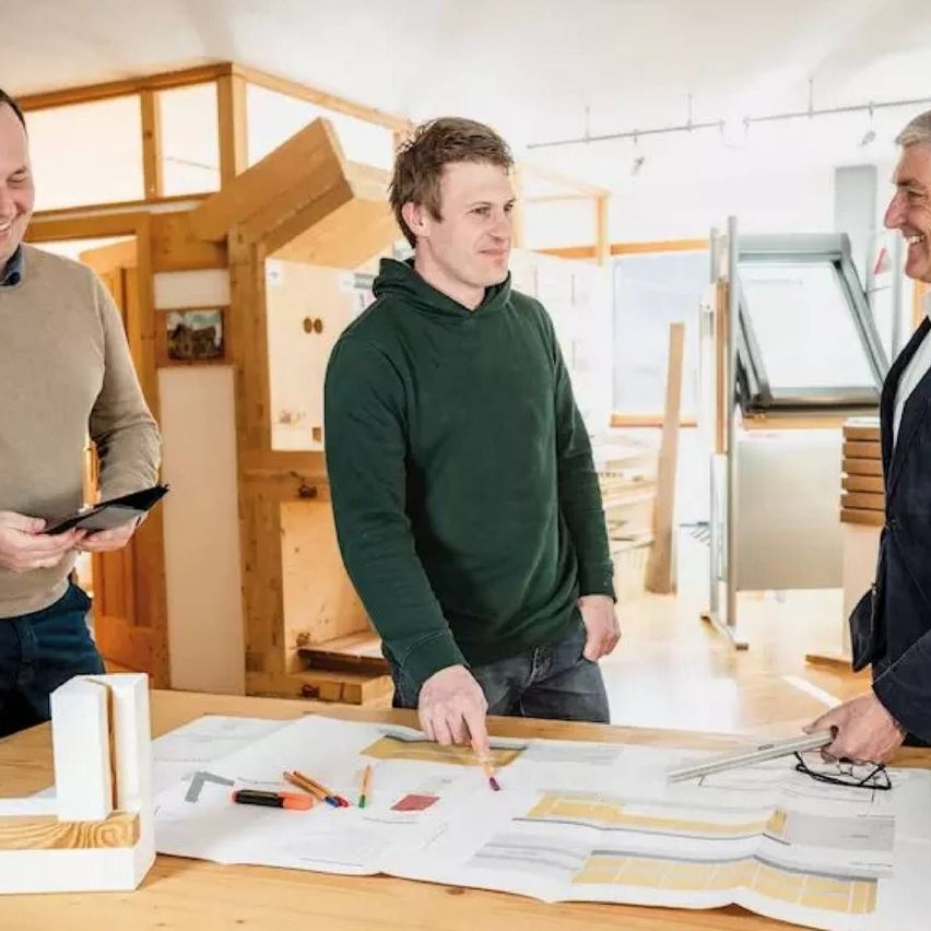 v1_migrated_image_90246155