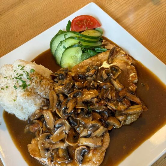 Bild enthält, Food, Food Presentation, Plate, Meat, Mutton