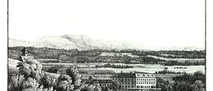 Eine alte Landschaftszeichnung zeigt eine Fabrik in einem ländlichen Gebiet, umgeben von Bäumen und Hügeln, mit Bergen in der Ferne.