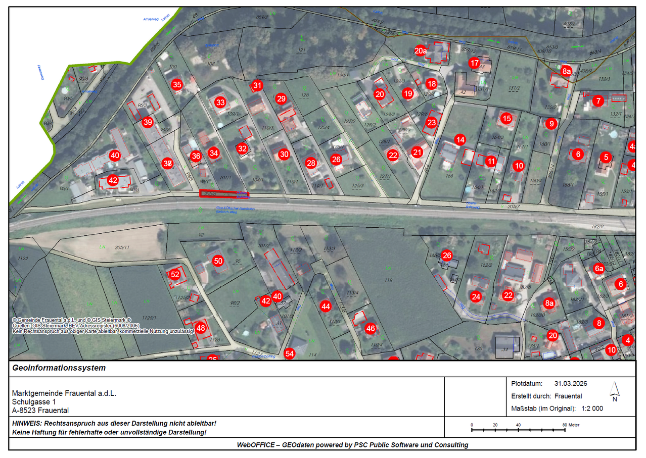 Die Karte zeigt verschiedene Grundstücke, nummeriert von 1 bis 54, wobei einige in Rot hervorgehoben sind. Bezeichnungen wie 'Am Angerweg', 'Am Waldesrand' und 'Plotdatum: Erstellt durch:' sind sichtbar. Unten befindet sich ein Maßstab.