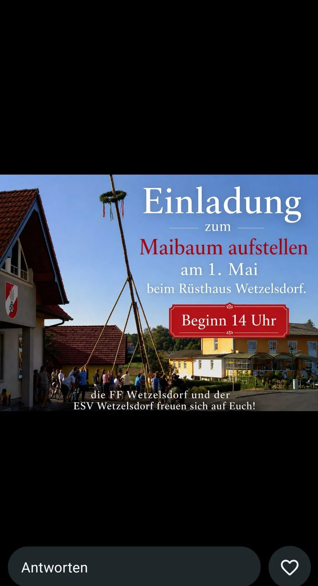 Ein Plakat für das Wetzlsdorfer Maibaumfest am 1. Mai zeigt eine Menschenmenge, die einen Pfahl hebt. Es beginnt um 14 Uhr im Wetzlsdorfer Gasthaus.