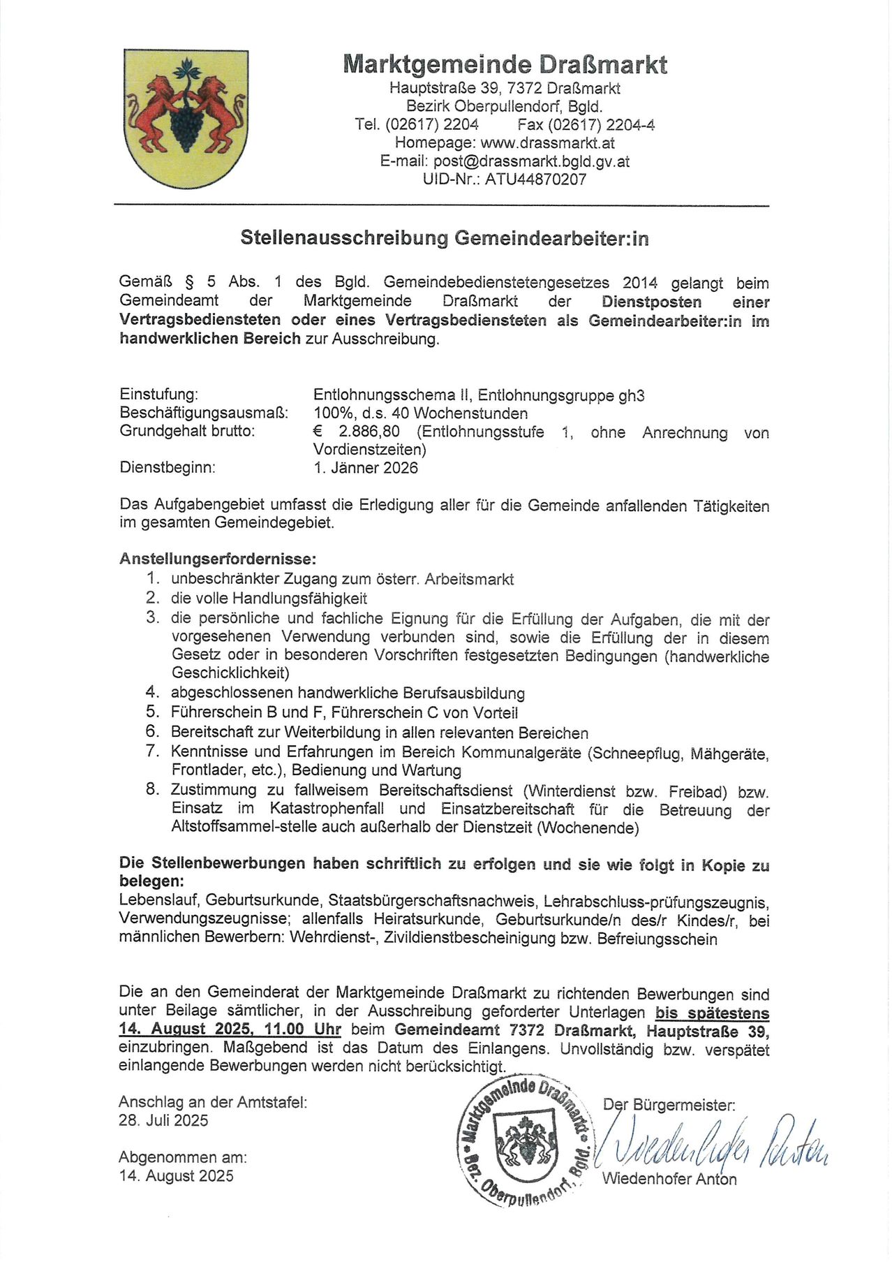 Stellenausschreibung für Gemeindearbeiter in Deutschland. Gemäß § 5 des Gemeindeordnungsgesetzes 2014 werden Gemeindebedienstete vom Gemeindevorstand eingestellt. Vertragliche Angestellte oder solche aus einem Vertragsdienst im Handwerksbereich werden zur Einstellung ausgeschrieben. Arbeitsposition: Gemeindearbeiter. Gehaltsstufe: Tarifgruppe II, Entgeltgruppe gh3. Jahresbruttogehalt: 2.886,80 €. Dienstbeginn: 1. Januar 2026. Aufgabenbereich: Umfasst alle Aufgaben für die Gemeinde im gesamten Gemeindegebiet. Einstellungsvoraussetzungen: Voller Zugang zum Arbeitsplatz, Arbeitsplatz, vollständige Arbeitsfähigkeit, persönliche und fachliche Eignung, erforderliche Lizenzen und Zertifikate, Bereitschaft zur Arbeit und Weiterbildung sowie Verfügbarkeit.