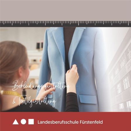 Bild enthält, Coat, Blazer, Jacket, Formal Wear, Suit, Adult, Female, Person, Woman, Head