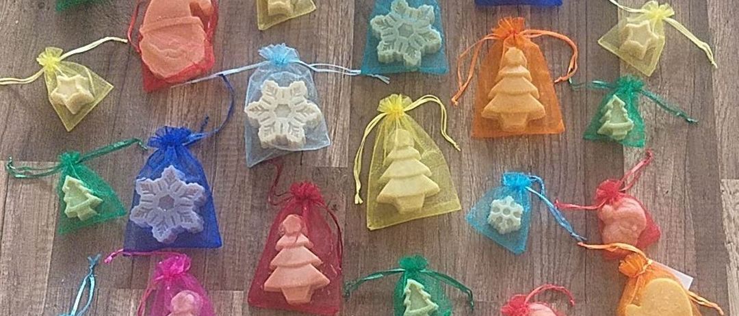 Bild enthält, Art, Handicraft, Animal, Insect, Invertebrate, Food, Sweets