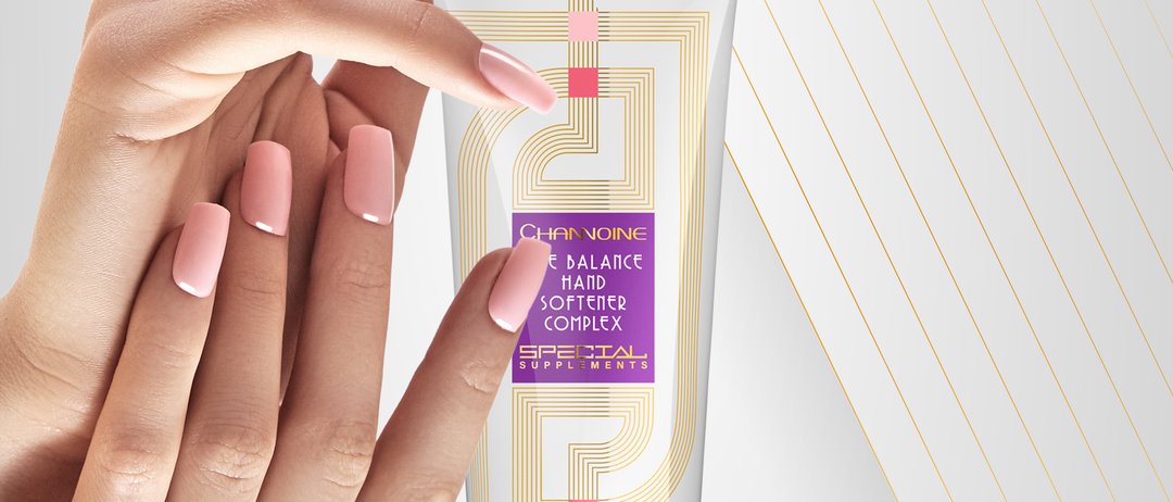 Bild enthält, Bottle, Lotion, Finger, Hand, Nail, Pill