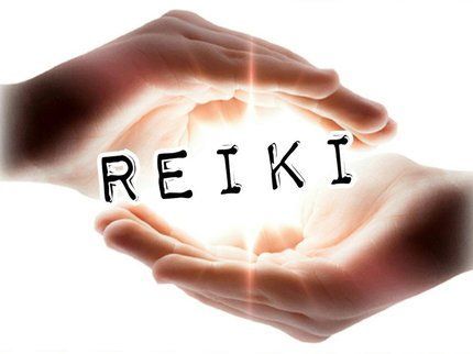 örper, Geist und Seele werden ganzheitlich angesprochen und in Gleichklang und Harmonie gebracht. Durch Reiki werden individuelle Problemzonen im Körper lokalisiert und dort die Selbstheilung massiv unterstützt. Reiki vitalisiert den Körper und den Geist, hilft Ängste zu überwinden und fördert Talente und Kreativität.