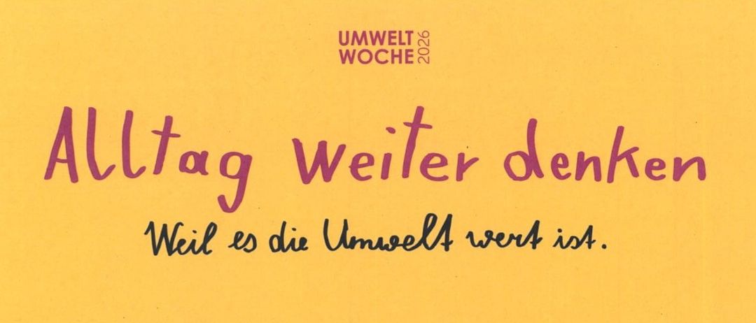 Ein gelbes Plakat bewirbt eine wasserthematische Veranstaltung an der Meininger Schule am 2. Juni 2026 von 15:00 bis 17:00 Uhr. Es lädt Besucher zu einem erlebnisreichen Nachmittag ein.