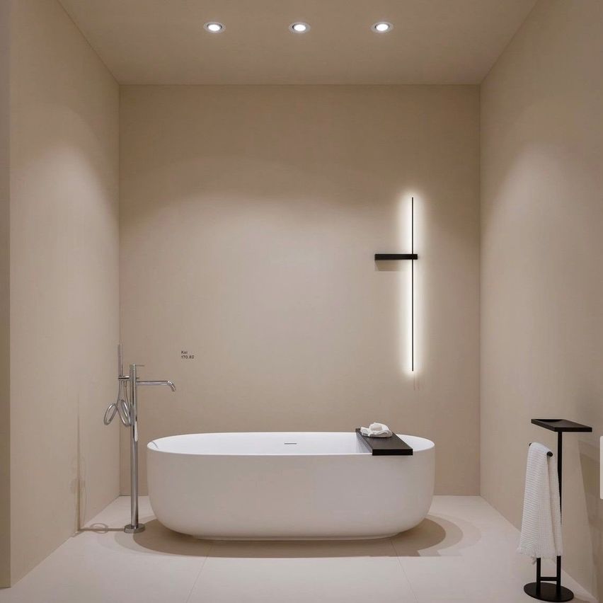 Bild enthält, Bathing, Bathtub, Person, Tub