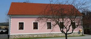 Image contains, Architecture, Building, Cottage, House, Housing, Villa, Roof, Outdoors, Nature