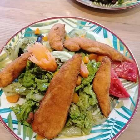 Bild enthält, Food, Food Presentation, Plate, Lunch, Meal, Fritters